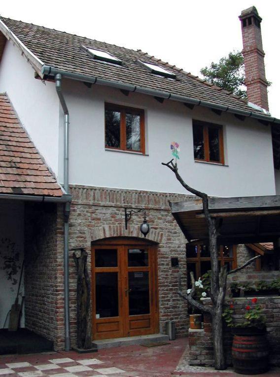 Malom Tanya Panzio Hotell Zalacséb Exteriör bild