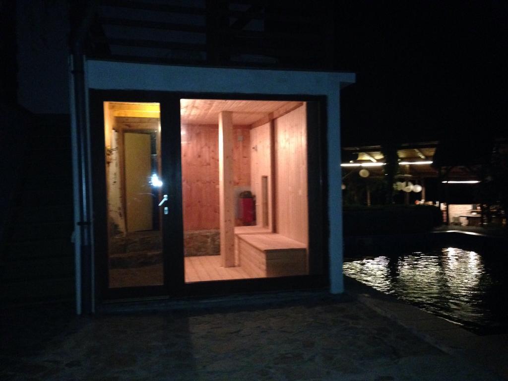 Malom Tanya Panzio Hotell Zalacséb Exteriör bild